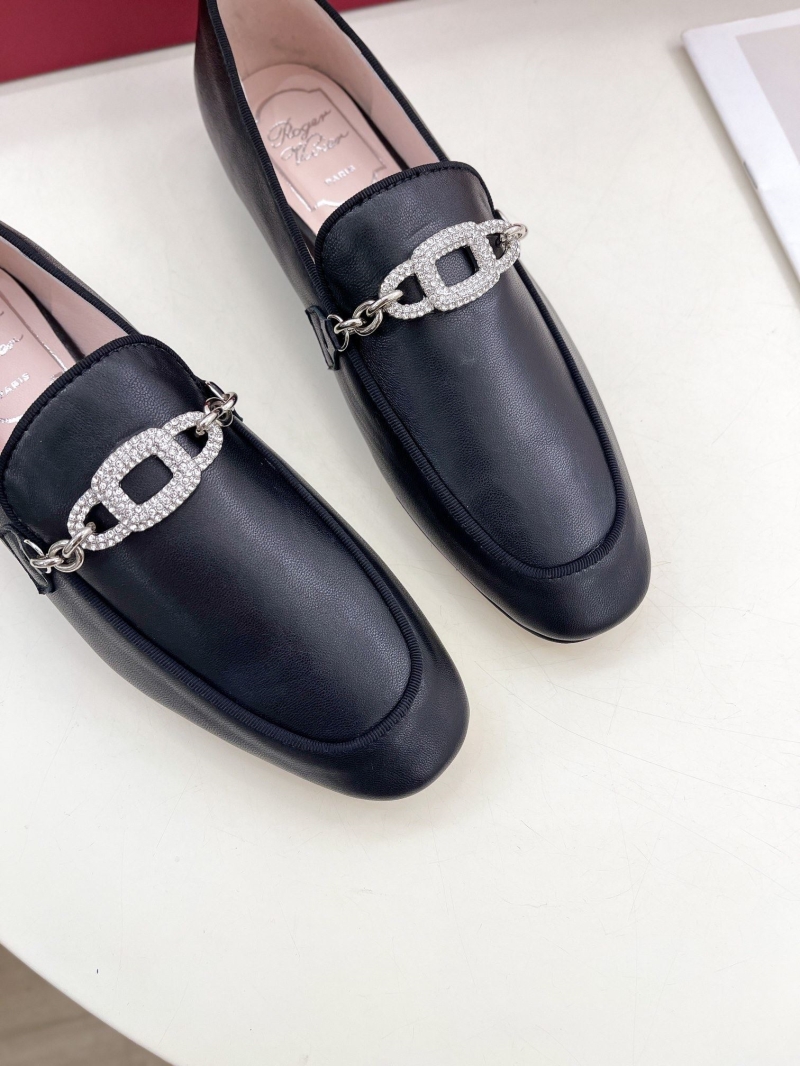 Roger Vivier flat shoes